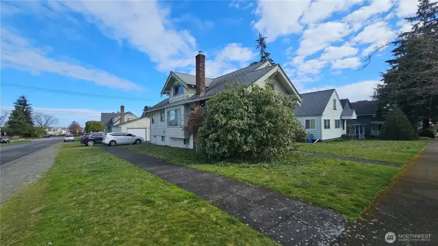 Huge lot on corner