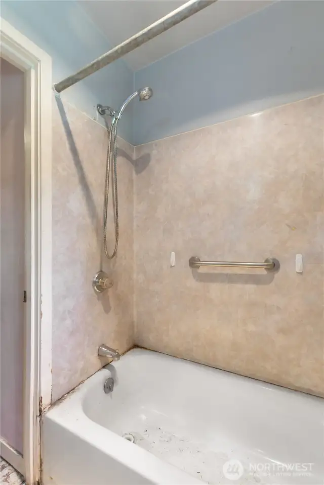 Main Bathroom