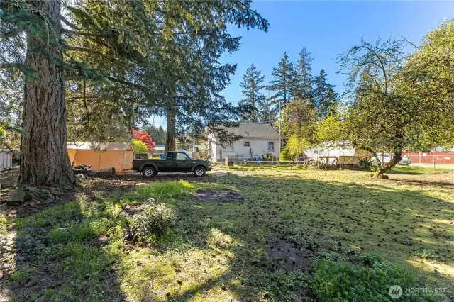 Potential Building Lot. Buyer to Verify