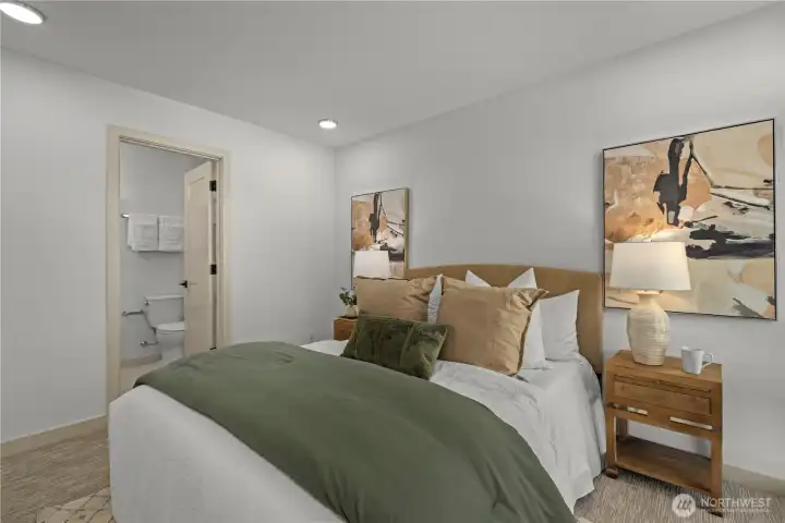 Photos are of a similar model for illustrative purposes.