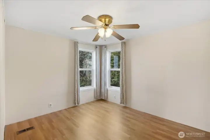 Bedroom 3 from doorway.