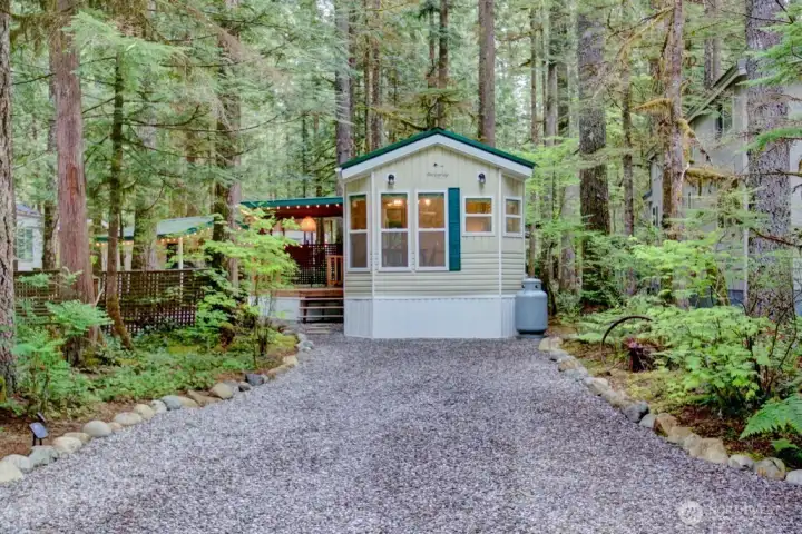 Well kept inside and out