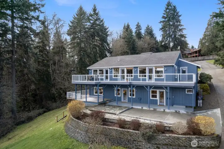 Views of Colvos Passage await from this fabulous rambler with daylight basement duplex!