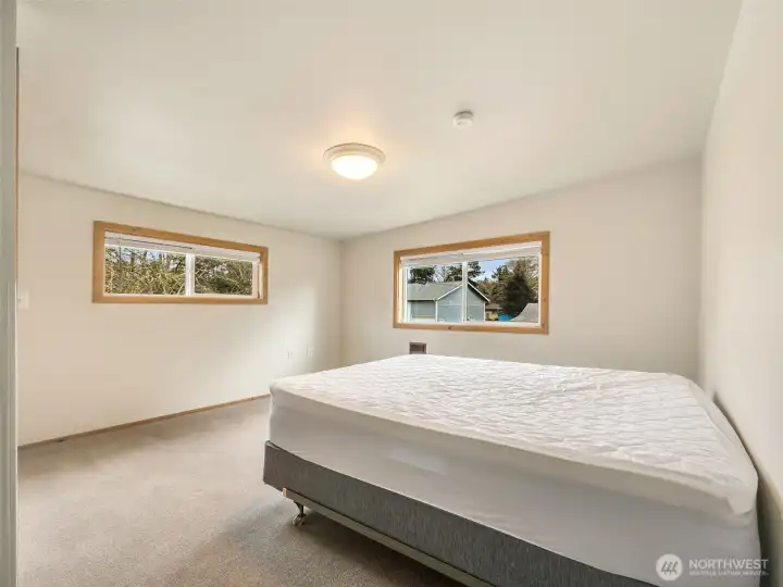 Upper bedroom