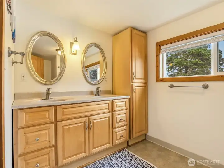 Upstairs Bathroom