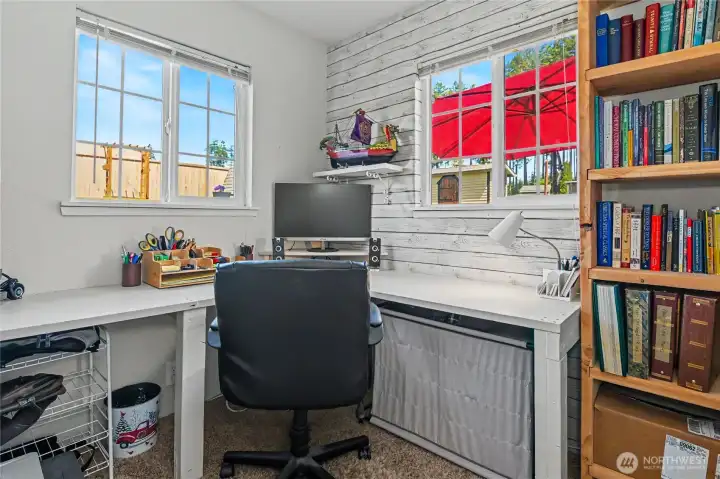 Office space off primary bedroom.