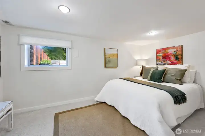 Guest Bedroom Downstairs