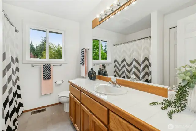 Upstairs guest bath.