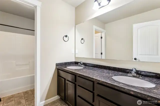Full Guest Bathroom