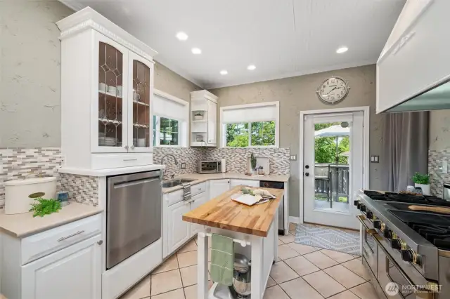 With room to host and prep, and easy access to the backyard, you'll love how seamlessly life can flow from inside & out.