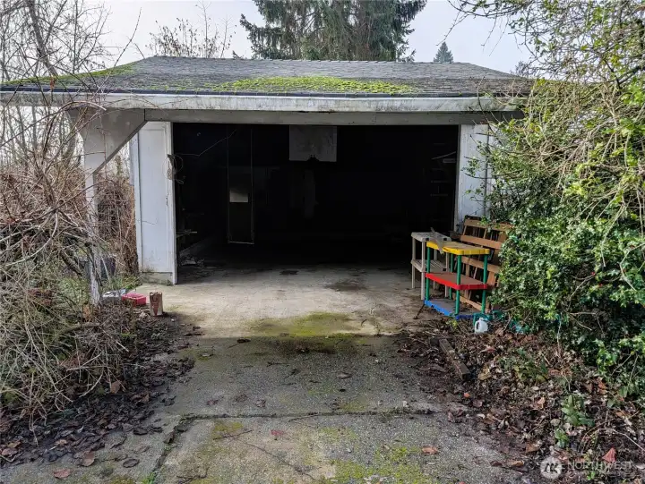 Detached garage 18" x 23'11". Welcome to #11214 34th Ave E, Tacoma WA 98446. 3200+sf, 4+ br, 3 ba, 1.1 fenced acres.