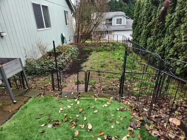 Plenty of room to garden, play, or just relax