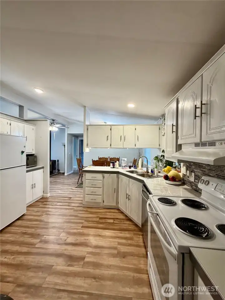 All appliances stay.