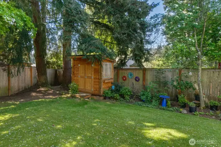 Wonderful potting/garden shed.