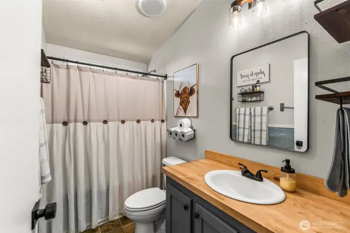 guest bathroom guest bathroom