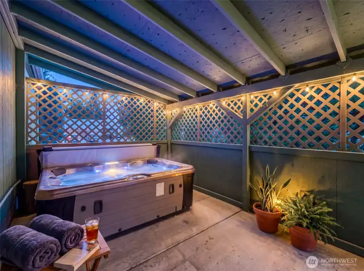 virtually staged hot tub virtually staged hot tub