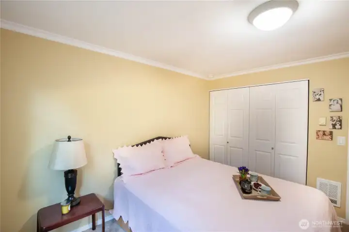 Room enough for your queen size bed and located just across the hall full bathroom.