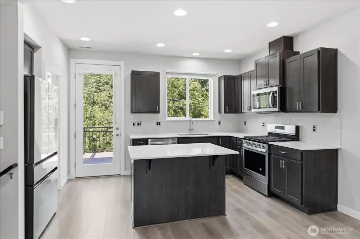 Kitchen with Island 2