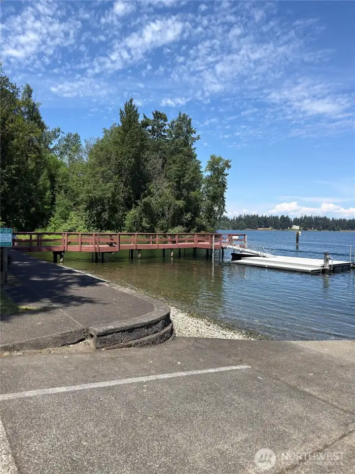 community dock