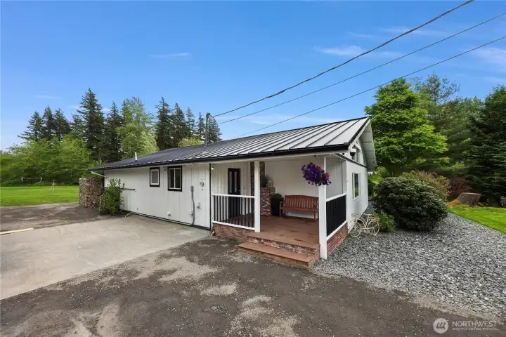 Plenty of space to expand, detached garage has been converted into commercial kitchen but can easily be reverted back to single car garage. Driveway and parking area has recently been graded and fresh gravel added Plenty of space to expand, detached garage has been converted into commercial kitchen but can easily be reverted back to single car garage. Driveway and parking area has recently been graded and fresh gravel added