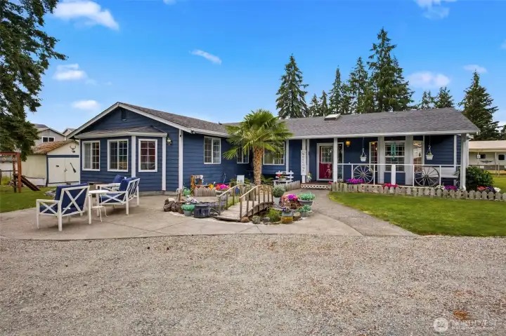 Welcome to 6526 201st Ave SW.