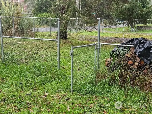 Gate between the two lots