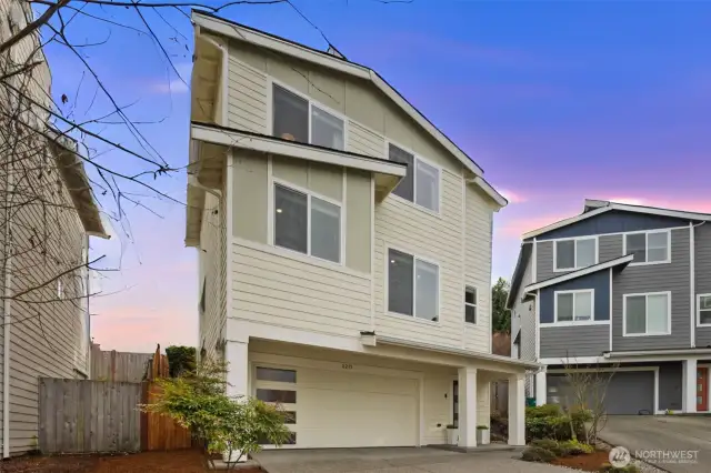 Beautiful Lennar Built Home
