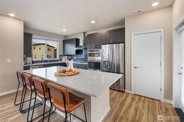 Large Kitchen Eating Island