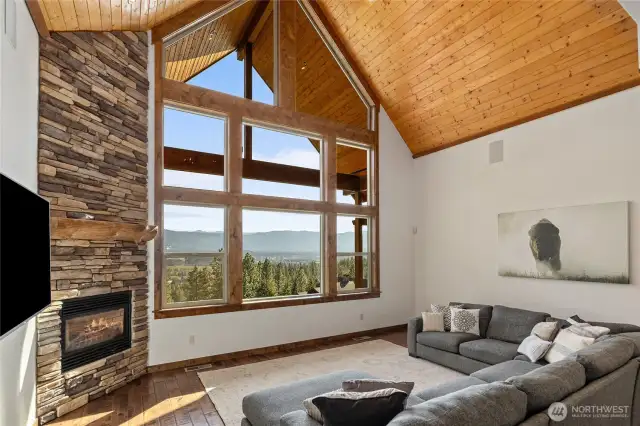 Enjoy these views all year long.