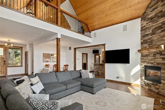 Open flex space upstairs over looks the living room and allows the views upstairs too.