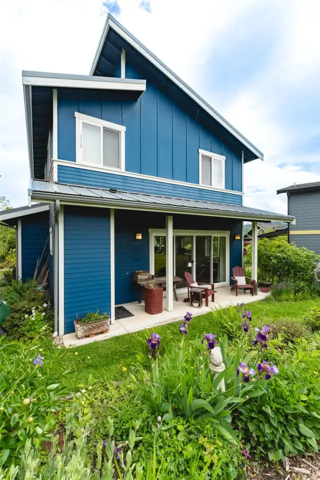 Back of home and yard