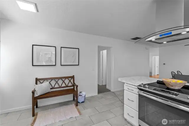 KITCHEN | Bonus space!