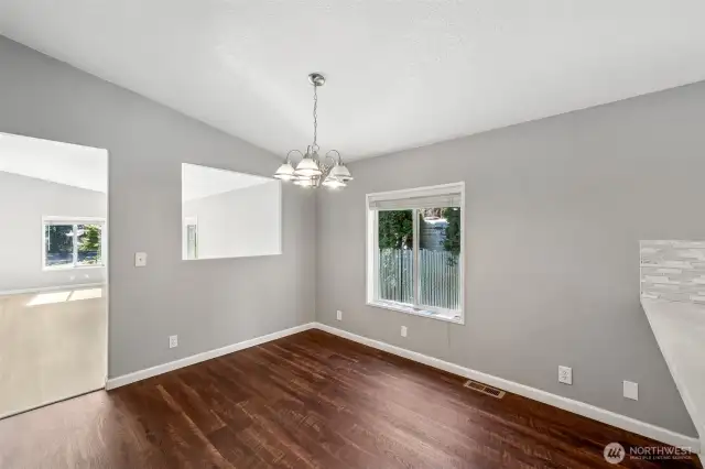 Dining room.