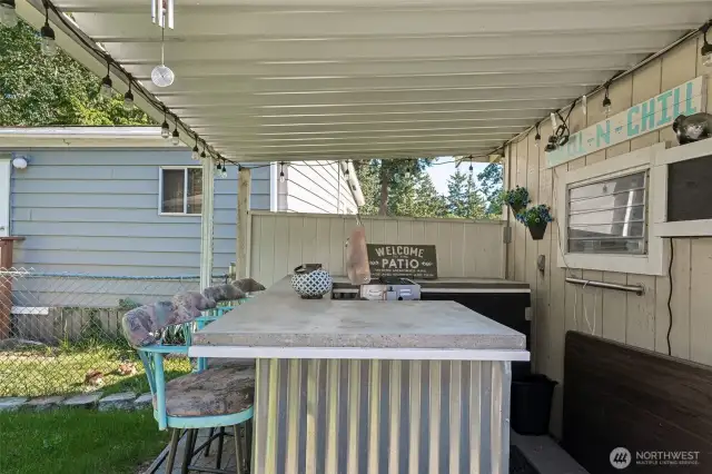 Great area for outdoor entertainment.