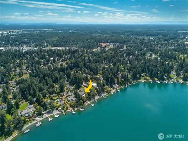 Gravelly Lake has the most amazing water color & clarity.