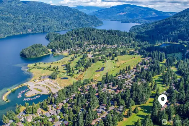 Nearby beaches, marina, trails, off-leash dog park, and more!