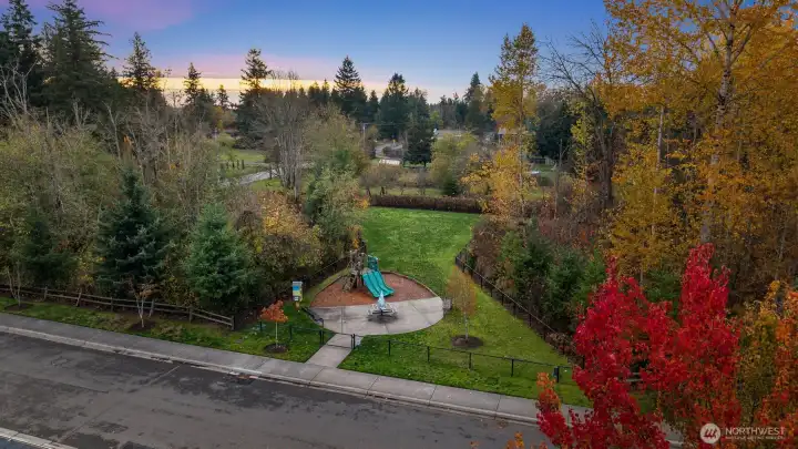 It's a beauty! Park and playground just around the corner and surrounded by nature.