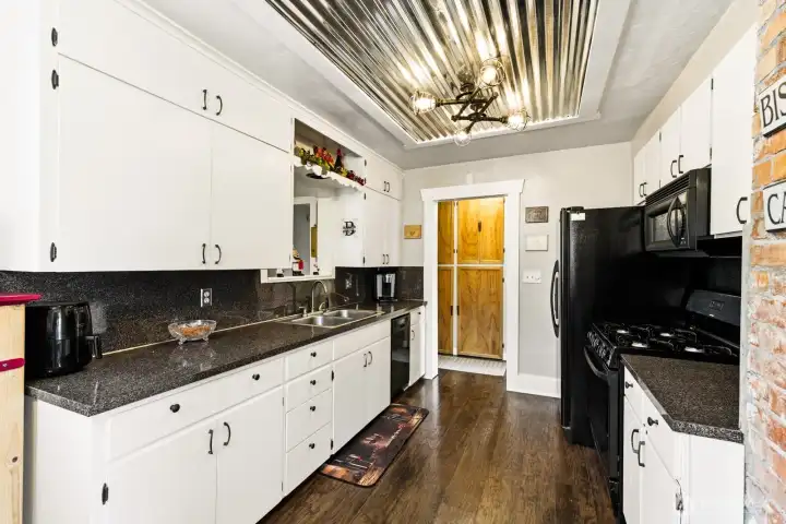 Kitchen with plenty of cabinets