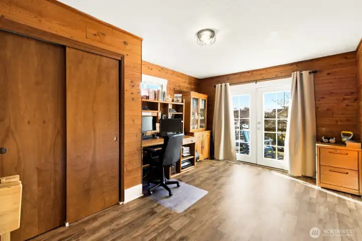 Second bedroom, could also be used as an office