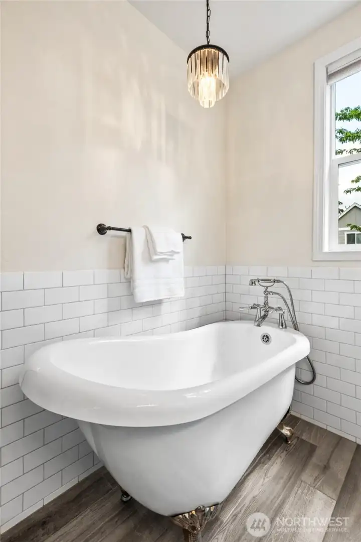 Primary bathroom clawfoot tub.