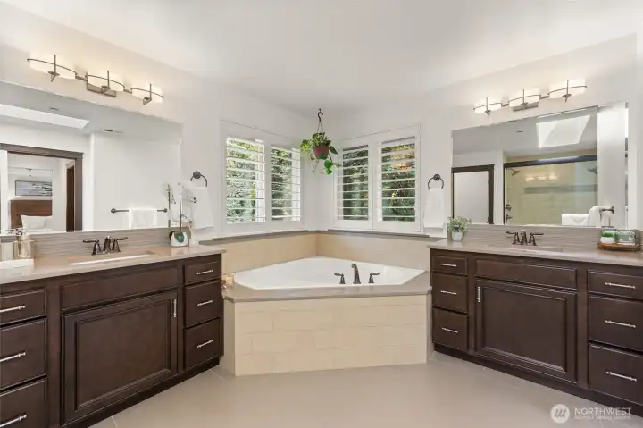 Owners bathroom Owners bathroom