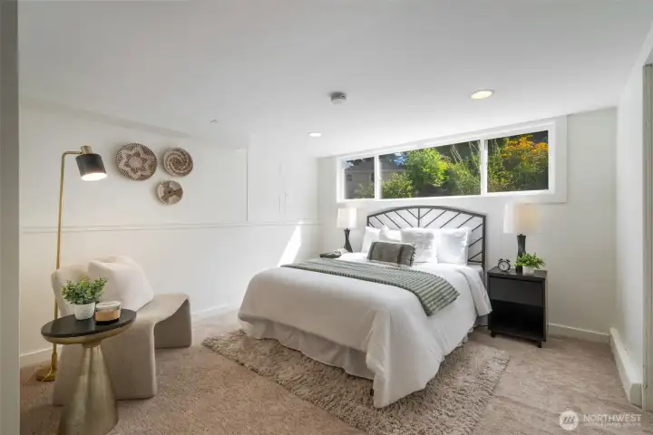 Bedroom #4 on lower level. Bedroom #4 on lower level.