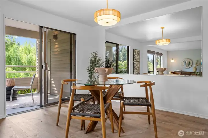 Dining room. Dining room.