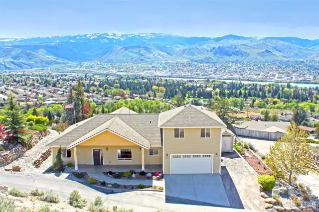 Welcome to 700 Upper Daniels Dr  East Wenatchee