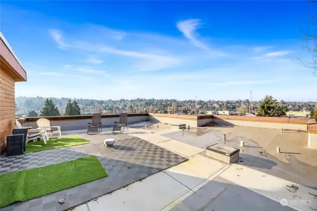 Take in the gorgeous territorial views on the community rooftop deck.