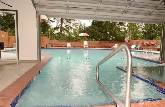 Community pool/hot tub