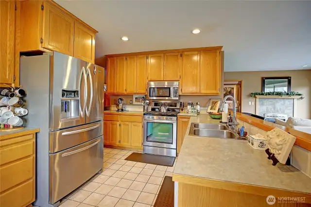 Bright Kitchen~