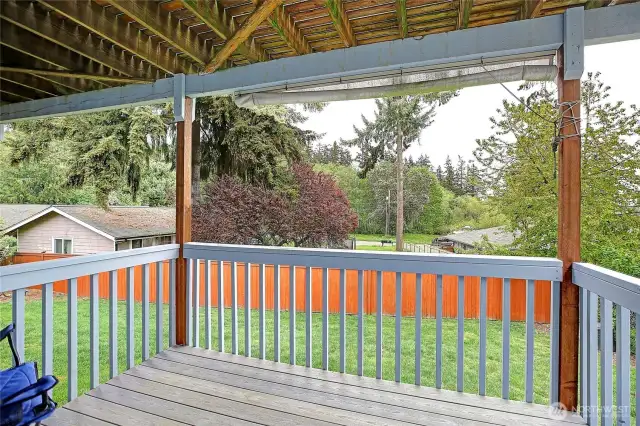 Gated, Fenced Yard~
