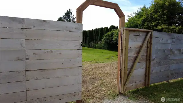 Pass Through Gate to Back Yard