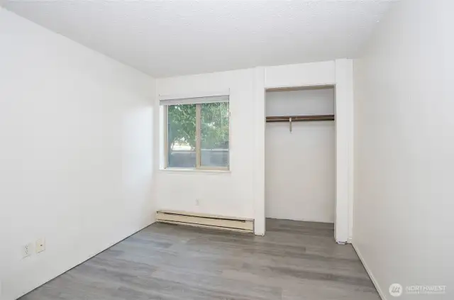 Guest bedroom.